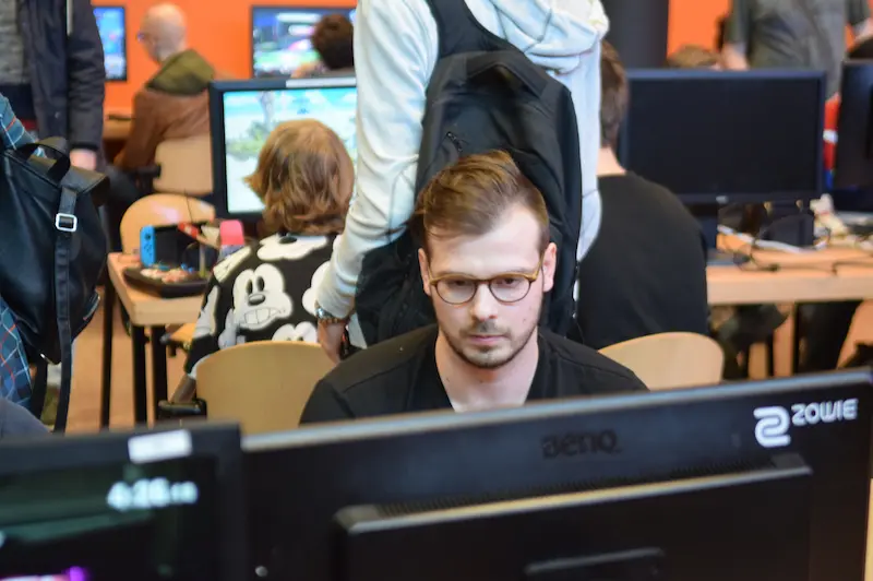 een Nederlands smash toernooi